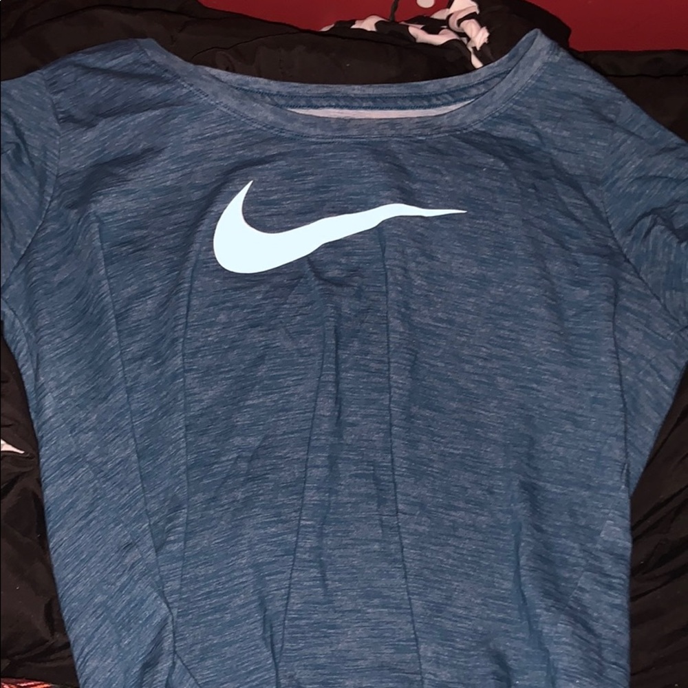 nike blue t-shirt